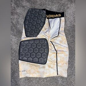 Men’s medium athletic girdle padded shorts